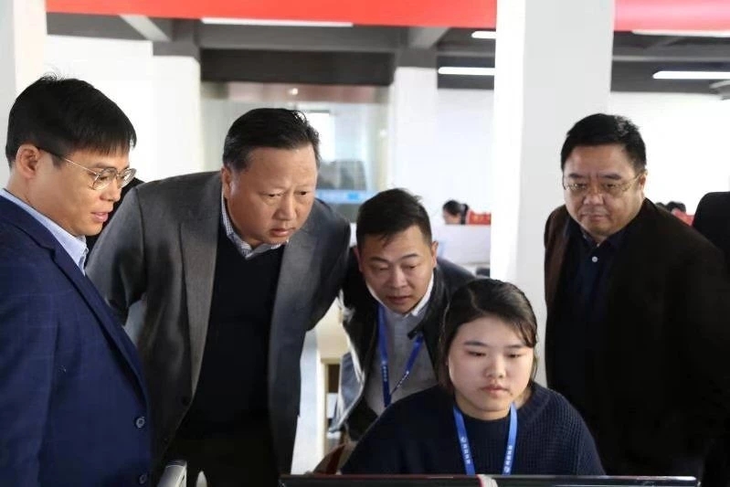 熱烈歡迎:九江副市長彭敏蒞臨九江網(wǎng)萌基地視察